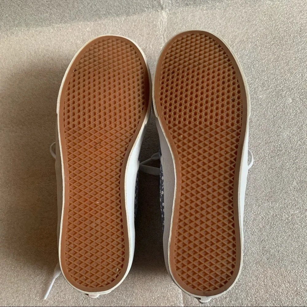 Vans Blue and white Flower Lace-up Shoes Size  7.5 - Picture 9 of 10